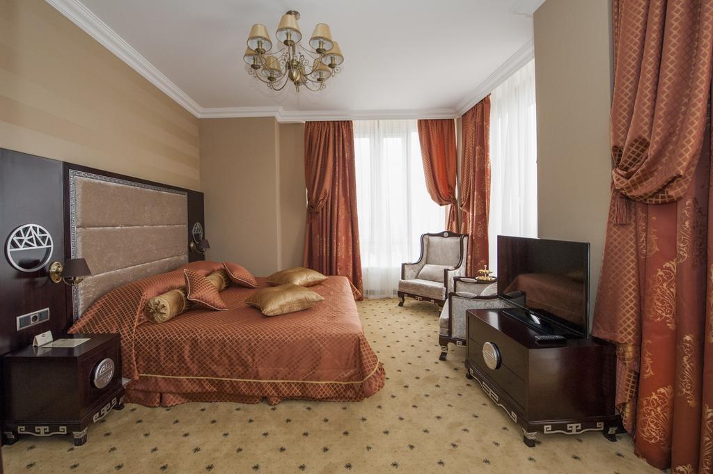 Hotel Sevan Plaza Rostov aan de Don Kamer foto